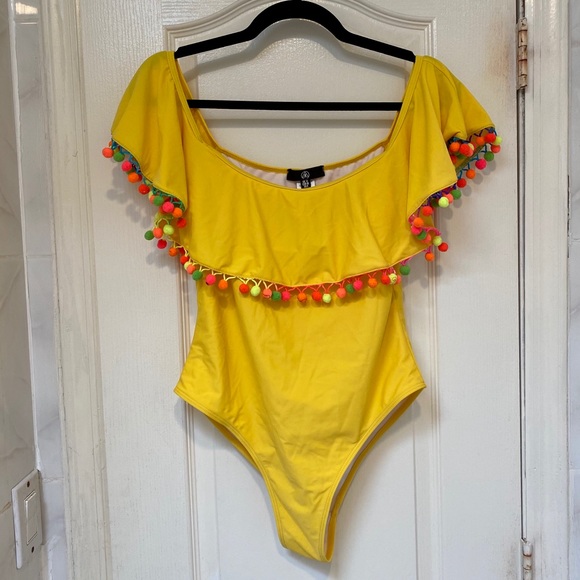 Misguided Bardot Pom Trim Swimsuit - Picture 3 of 7